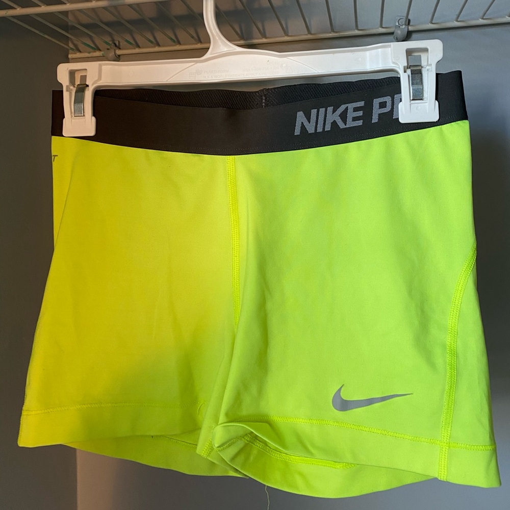 nike pro. compression shorts